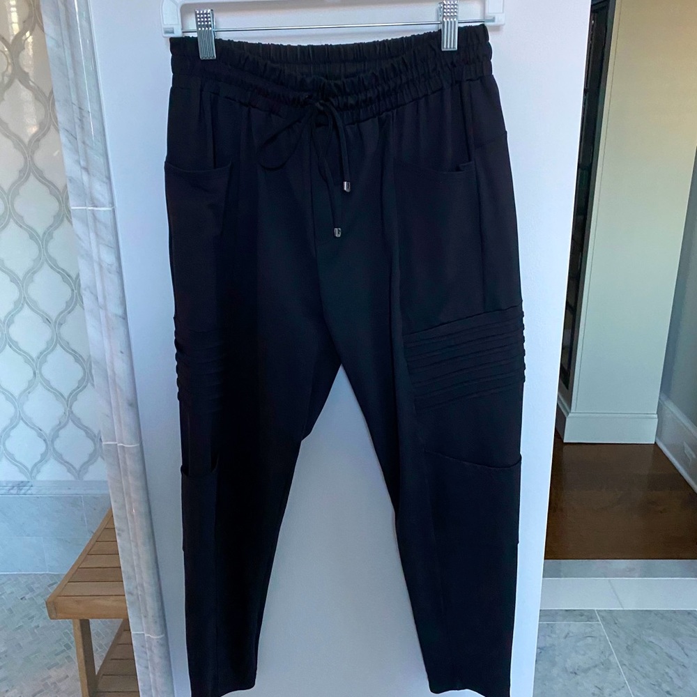 KORAL Joggers
